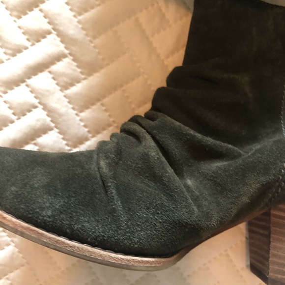 Splendid brand Olive green suede booties - Picture 4 of 13
